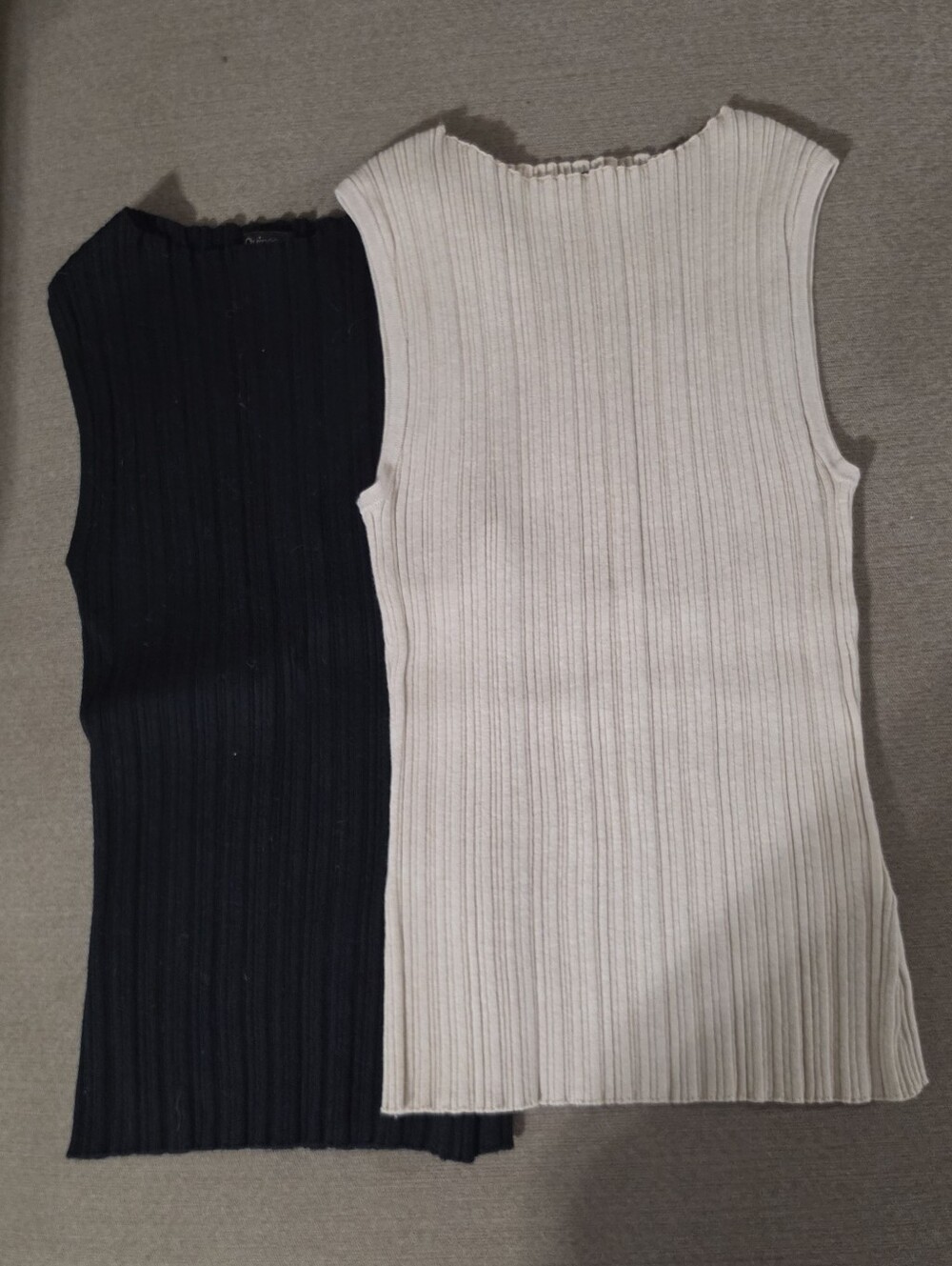 Quince Sleeveless Rib Knit Tank Tops- Black and Cream (Set) NWOT SIze S